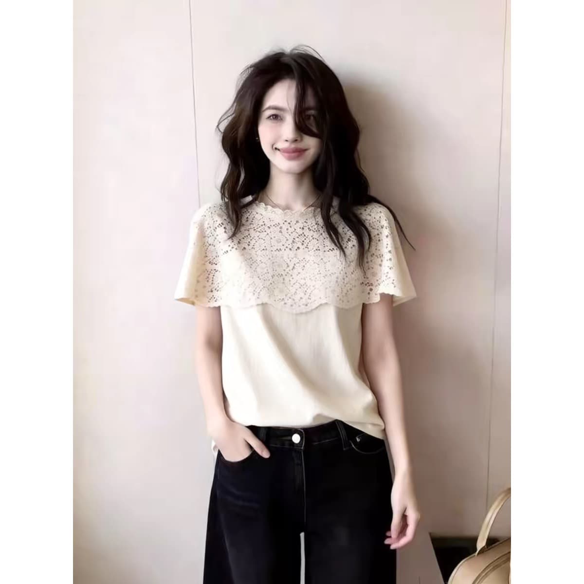 법률 시스템 레이스 홀로우 아웃 페이크 레이어드 맨위 여성 화이트 작은 대중 아니요 명중 섹션 기본 셔츠 패션 2026 봄 새로운 상세 이미지 1