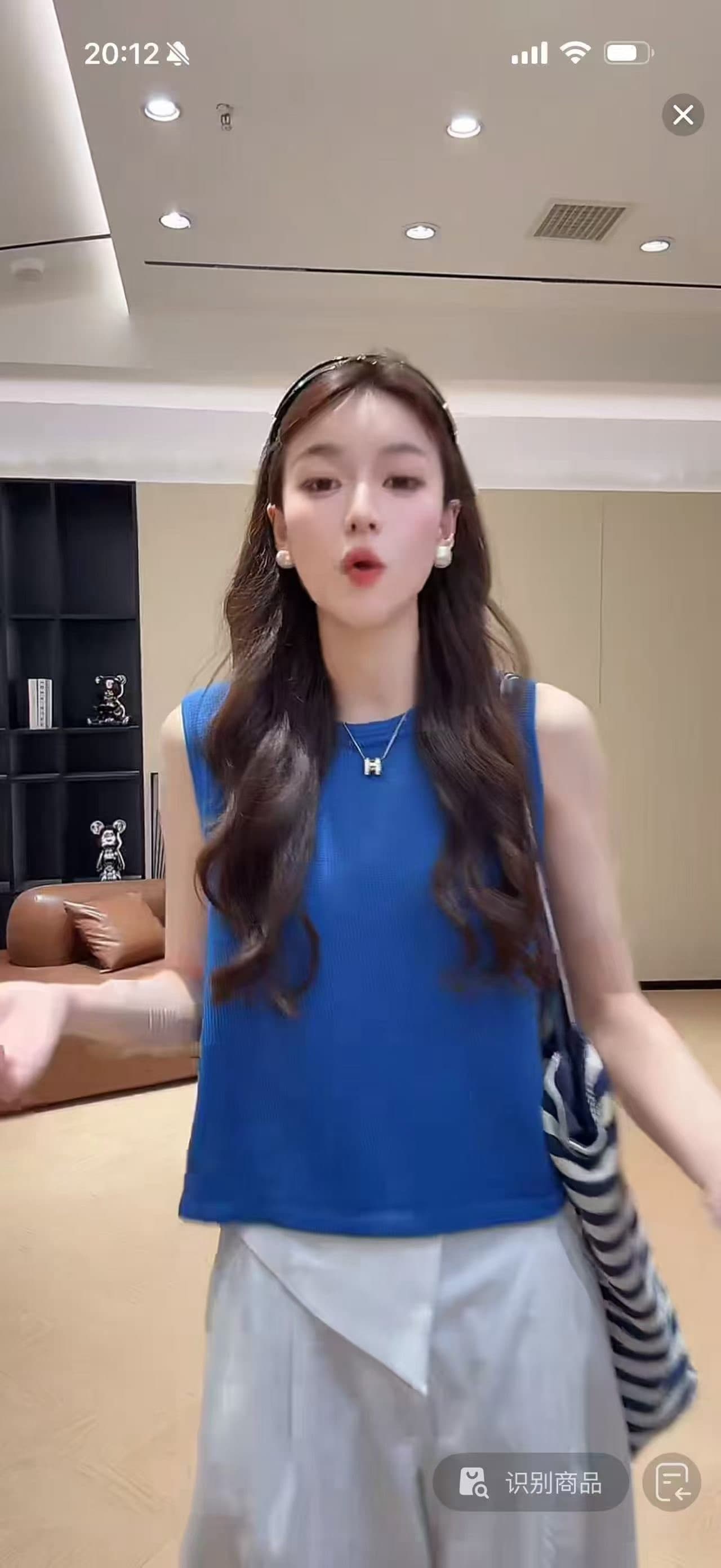 파란색 민소매 인사이드 가져 가라. 고유 한 단어 맨위 한 부서 아름다운 태국 아름다운 작은 슬링 조끼 여성 패션 상세 이미지 2