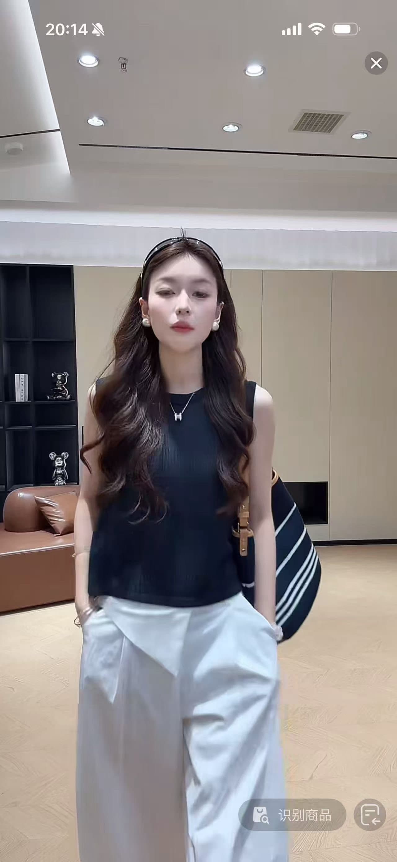 파란색 민소매 인사이드 가져 가라. 고유 한 단어 맨위 한 부서 아름다운 태국 아름다운 작은 슬링 조끼 여성 패션 상세 이미지 3