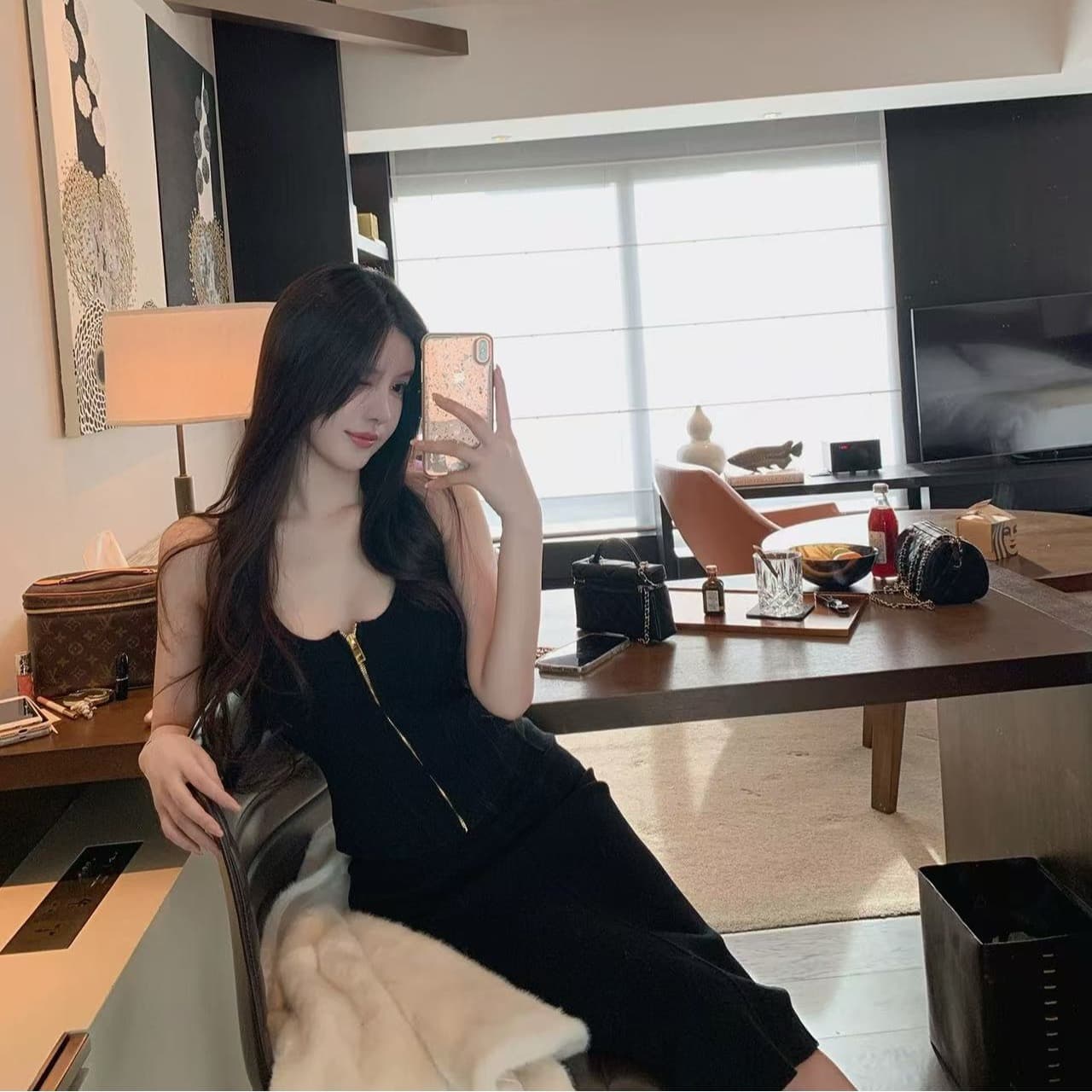 the swan 부문 피닉스 빛 럭셔리 부드러운 향기로운 부드러운 입력 구두 고급 공예 u 칼라 조끼 니트 맨위 반 스커트 상세 이미지 1