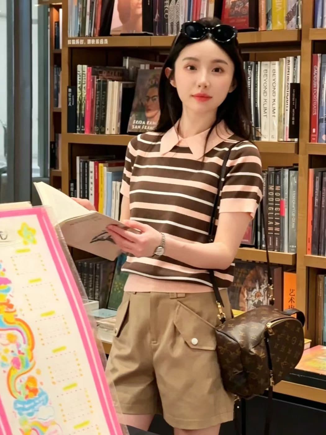 여름 새로운 슈퍼 한 다용도 POLO 칼라 스트라이프 배색 반팔 티셔츠 레트로 디스플레이 화이트 상세 이미지 5