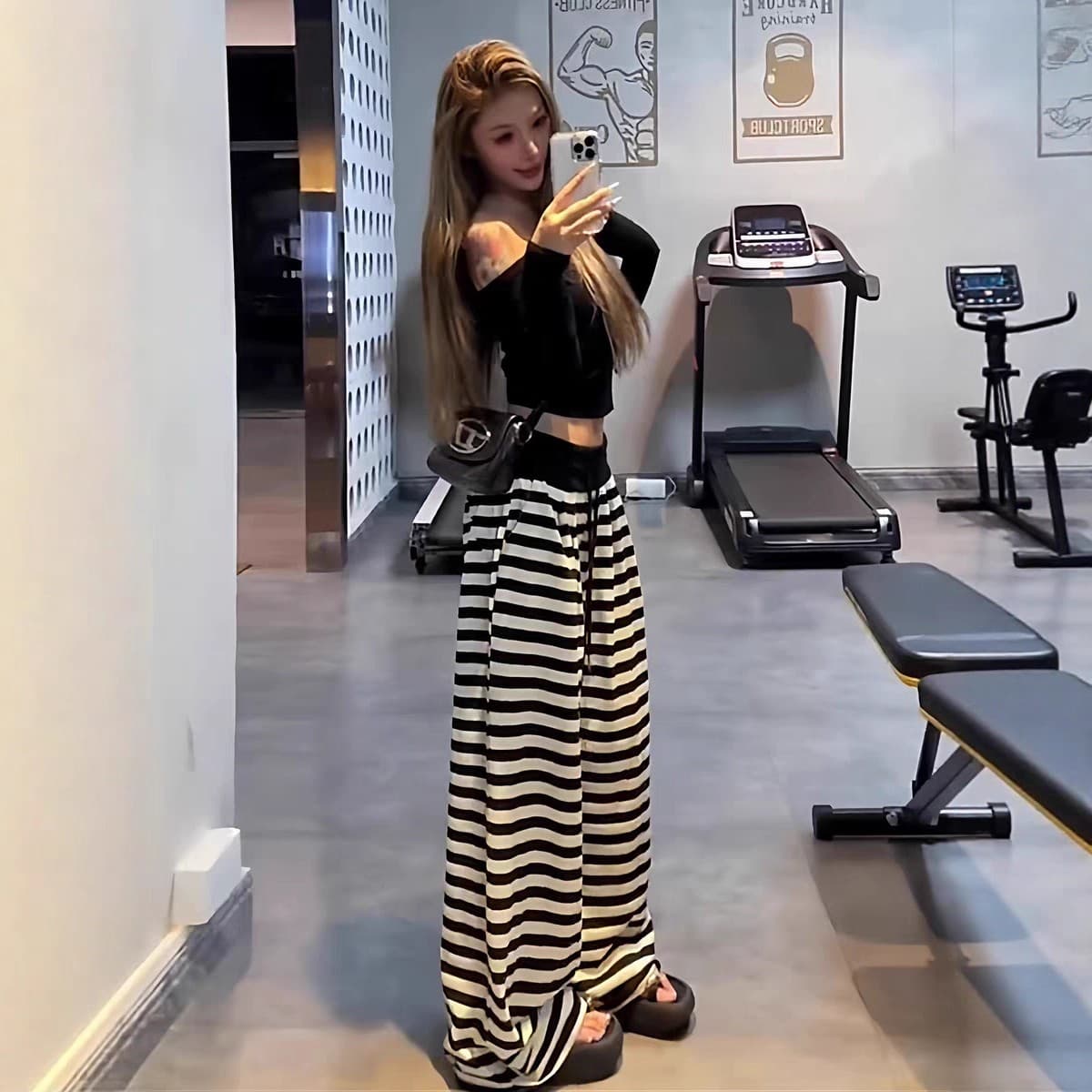 이른 가을 순수한 욕망 바람 핫걸 비스듬한 어깨 짧은 긴팔 맨위 하이웨이스트 스트라이프 펌프 로프 와이드 레그 팬츠 작은 키 세트 트렌디 이미지 3