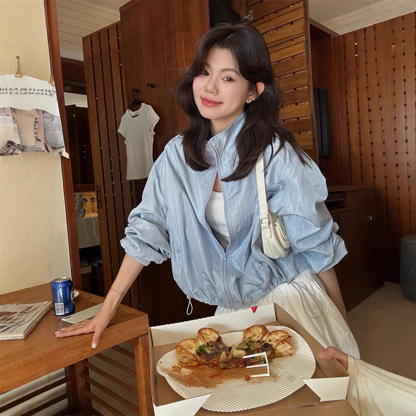 2026 가을 한 부서 스탠드 칼라 자수 지퍼 자외선 차단 짧은 외투 여성 루즈핏 다용도 맨위 상세 이미지 8