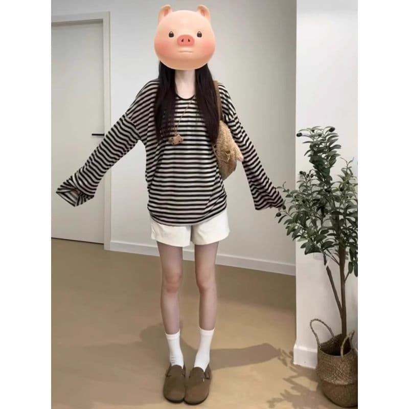 2026 가을 새로운 느긋한 바람 스트라이프 대 네클라인 u 칼라 긴팔 티셔츠