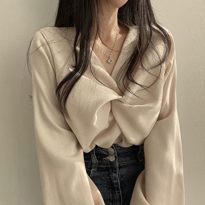 한국 chic 가을 프랑스식 품격 주름 V넥 비틀림 디자인 루즈핏 캐주얼 단색 긴팔 셔츠 맨위