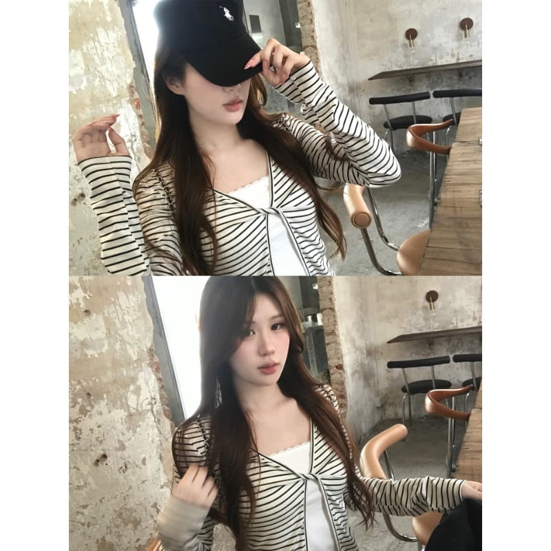 주간 실크 리브 흰색 배경 블랙 스트라이프 페이크 레이어드 긴팔 티셔츠 여성 가을 몸매 가꾸기 슬림해 보이는 쇼트 스타일 맨위 이미지 4