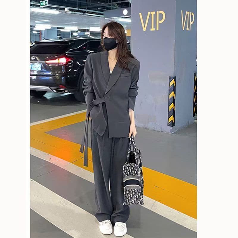 봄 가을 2026 새로운 여성 의류 정장 세트 소금 부서 착용 가져 가라. 로얄 자매 빛 요리 한 고급 센스 와이드 레그 팬츠 투피스 세트 상세 이미지 2