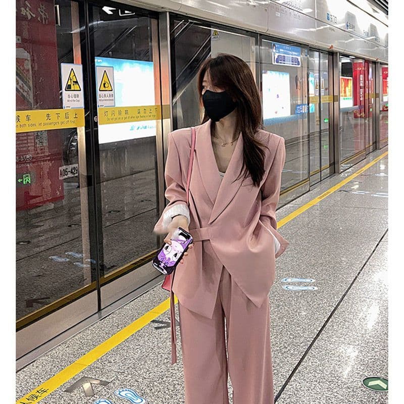 봄 가을 2026 새로운 여성 의류 정장 세트 소금 부서 착용 가져 가라. 로얄 자매 빛 요리 한 고급 센스 와이드 레그 팬츠 투피스 세트 상세 이미지 3
