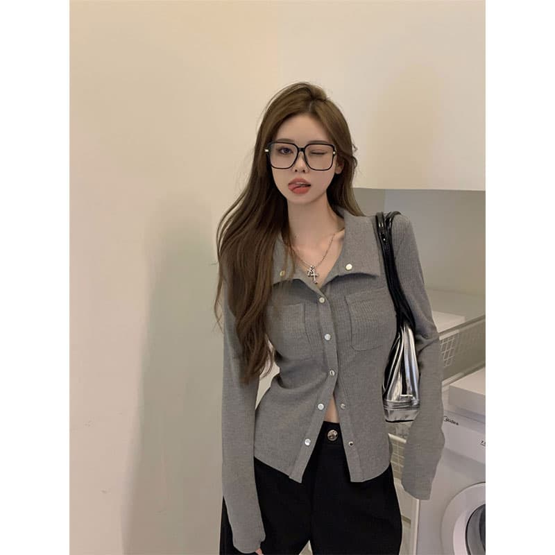 이른 가을 새로운 티셔츠 여성 의류 2026 쇼트 스타일 슬림해 보이는 핫걸 POLO 셔츠 단색 긴팔 오픈 가디건 맨위 상세 이미지 2