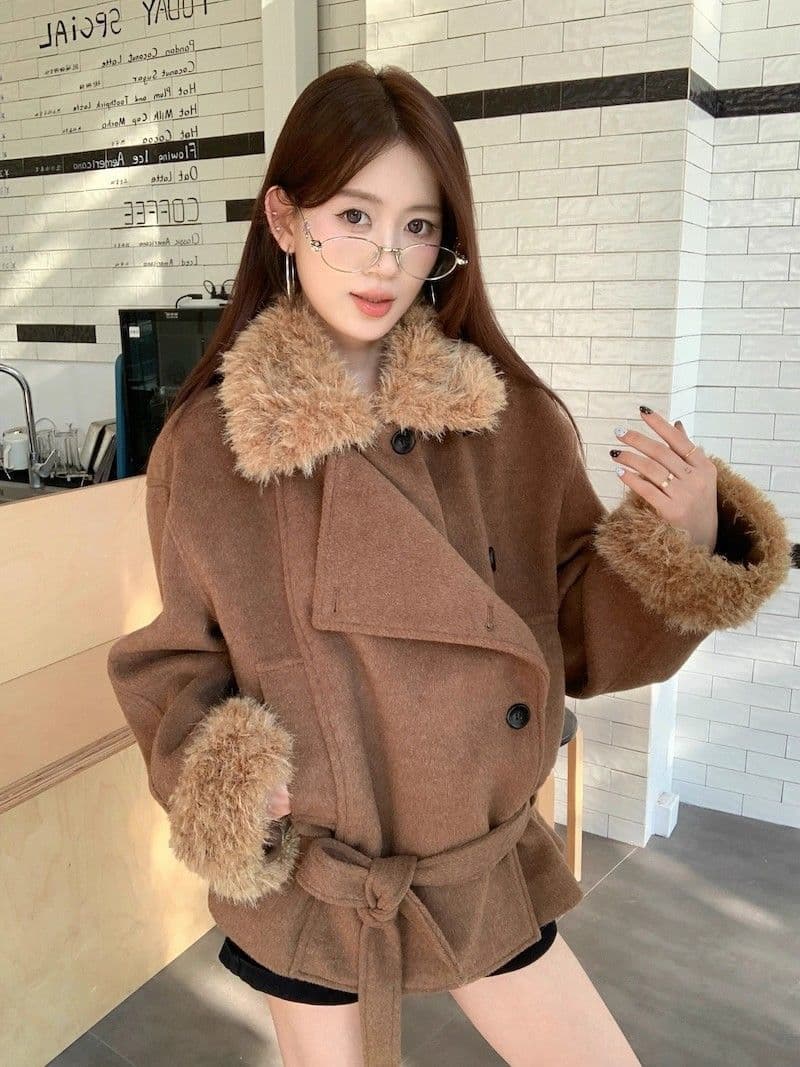 한 부서 고급 센스 품격 커피 색상 플리스 패치워크 두꺼운 여성 코트 겨울 새로운 다용도 슬림해 보이는 모직 코트 이미지 2