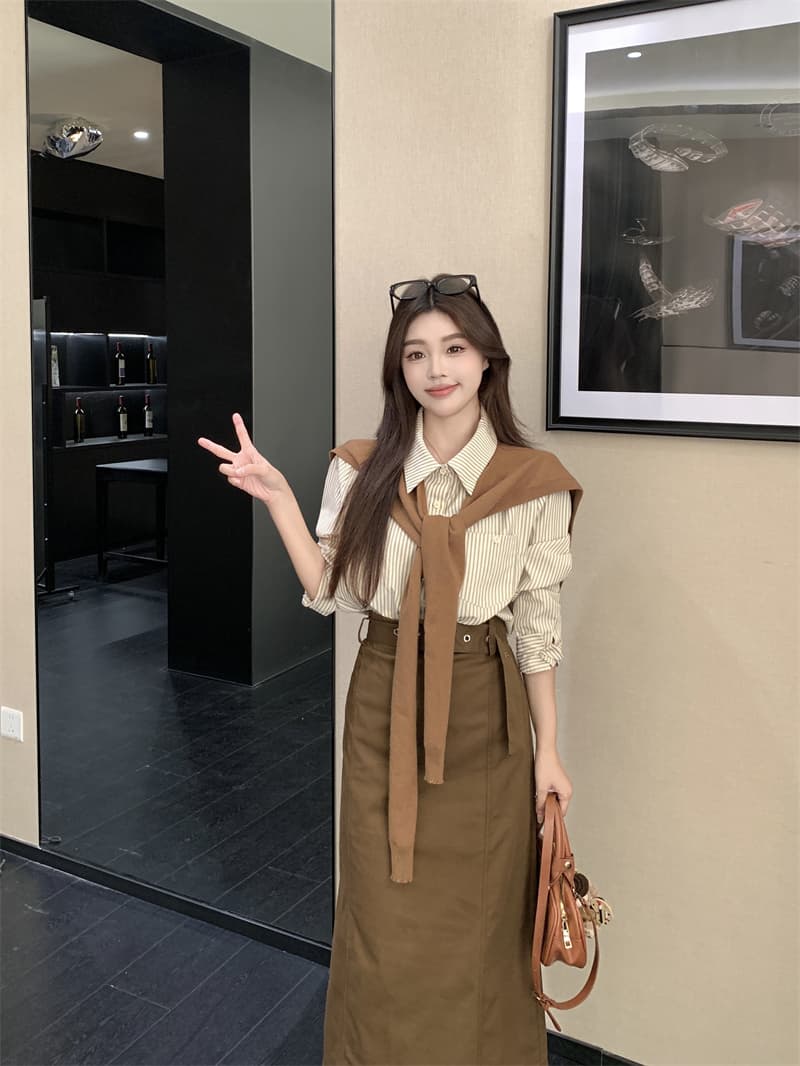 황혼 시애틀 봄 한 부서 레트로 스트라이프 빛 요리 한 바람 느슨함 외국 가스 슬림해 보이는 일상 투피스 세트