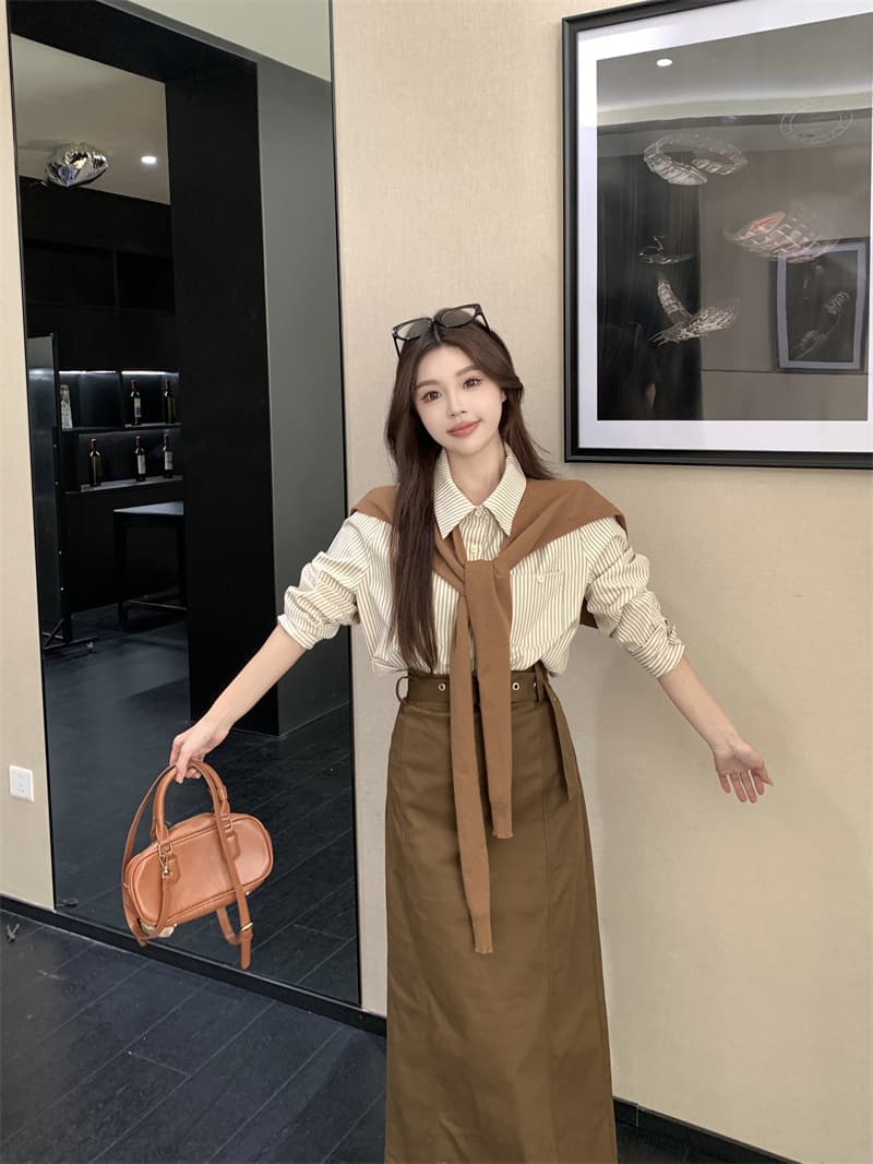 황혼 시애틀 봄 한 부서 레트로 스트라이프 빛 요리 한 바람 느슨함 외국 가스 슬림해 보이는 일상 투피스 세트 상세 이미지 9