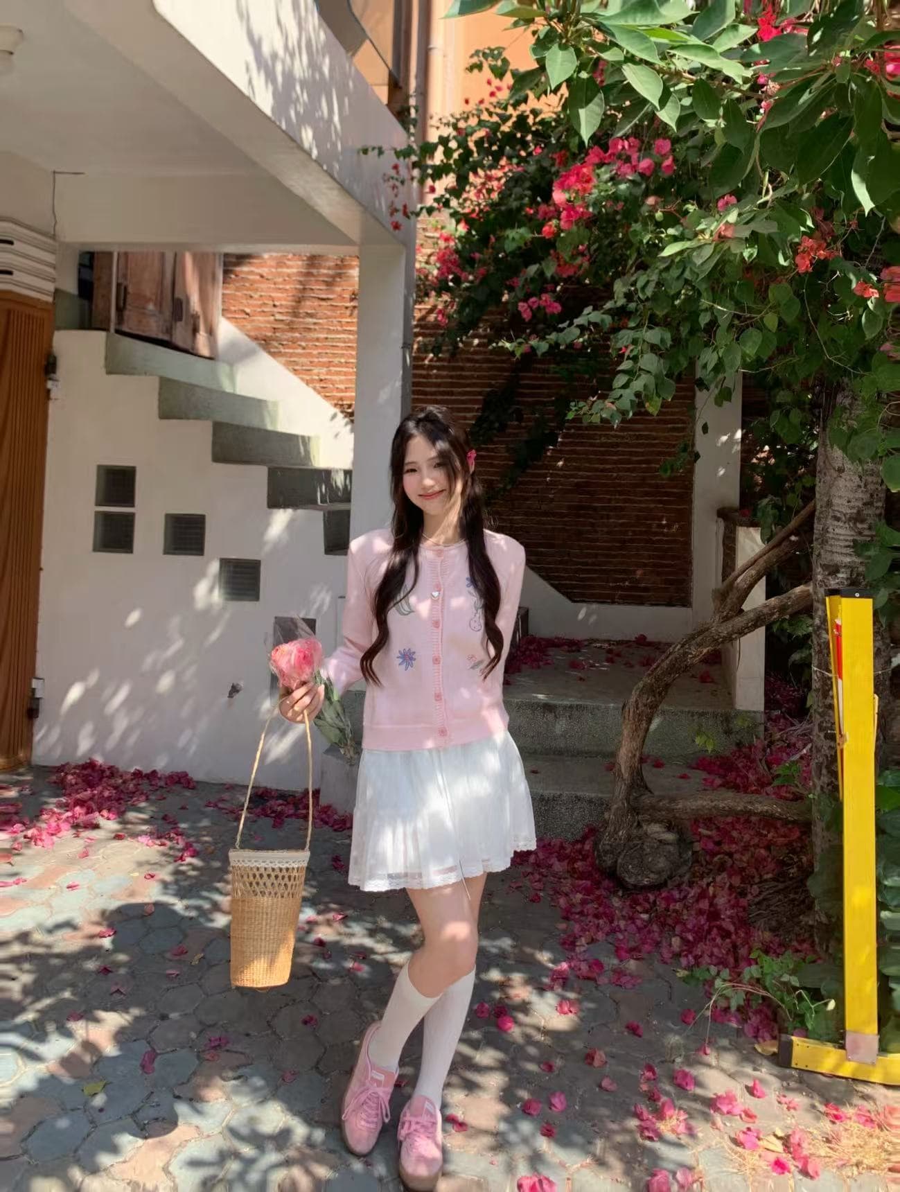 핑크색 자수 작은 꽃 뒤집다 측면 칼라 니트 오픈 가디건 여성 봄 가을 새로운 달콤함 연령 감소 스웨터 이미지 2
