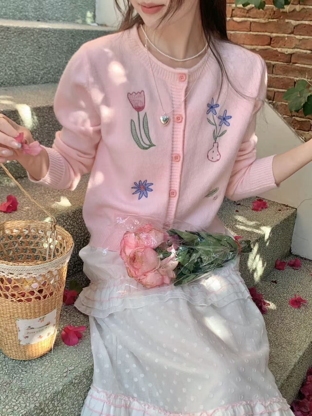 핑크색 자수 작은 꽃 뒤집다 측면 칼라 니트 오픈 가디건 여성 봄 가을 새로운 달콤함 연령 감소 스웨터 이미지 3