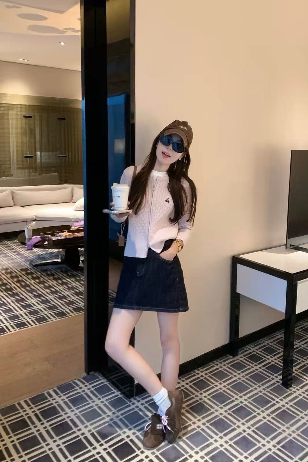 한 부서 자수 지퍼 니트 스웨터 여성 가을 몸매 가꾸기 슬림해 보이는 라운드 넥 긴팔 달콤함 캐주얼 니트 스웨터 이미지 2