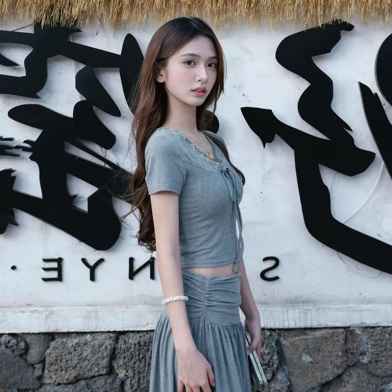 첫사랑 순수한 몸매 가꾸기 레이스 V넥 레이스업 맨위 하이웨이스트 표지 고기 롱 스커트 투피스 세트 연령 감소 학생 파티 세트 이미지 2