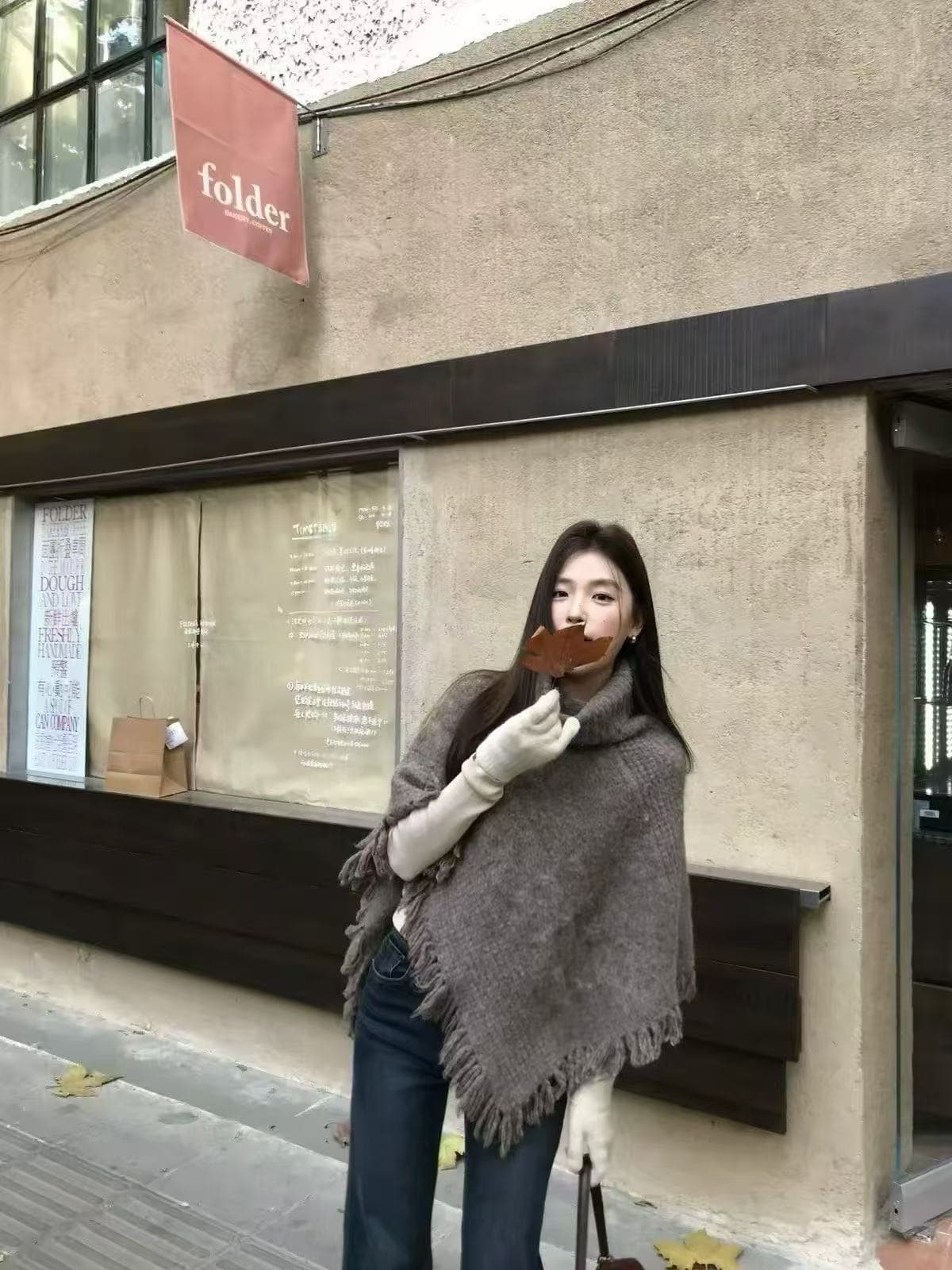 가을 겨울 새로운 소나무 섬 겨울 느긋한 바람 분위기 센스 불규칙 술 망토 숄 스웨터 코트 상세 이미지 4
