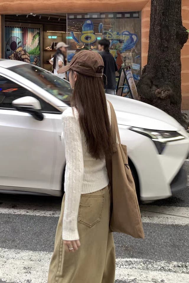 가을 겨울 한국 스타일 새로운 풀오버 꽈배기 V넥 자수 디자인 부드러운 찹쌀 인사이드 가져 가라. 스웨터 니트 스웨터 맨위 여성 이미지 4