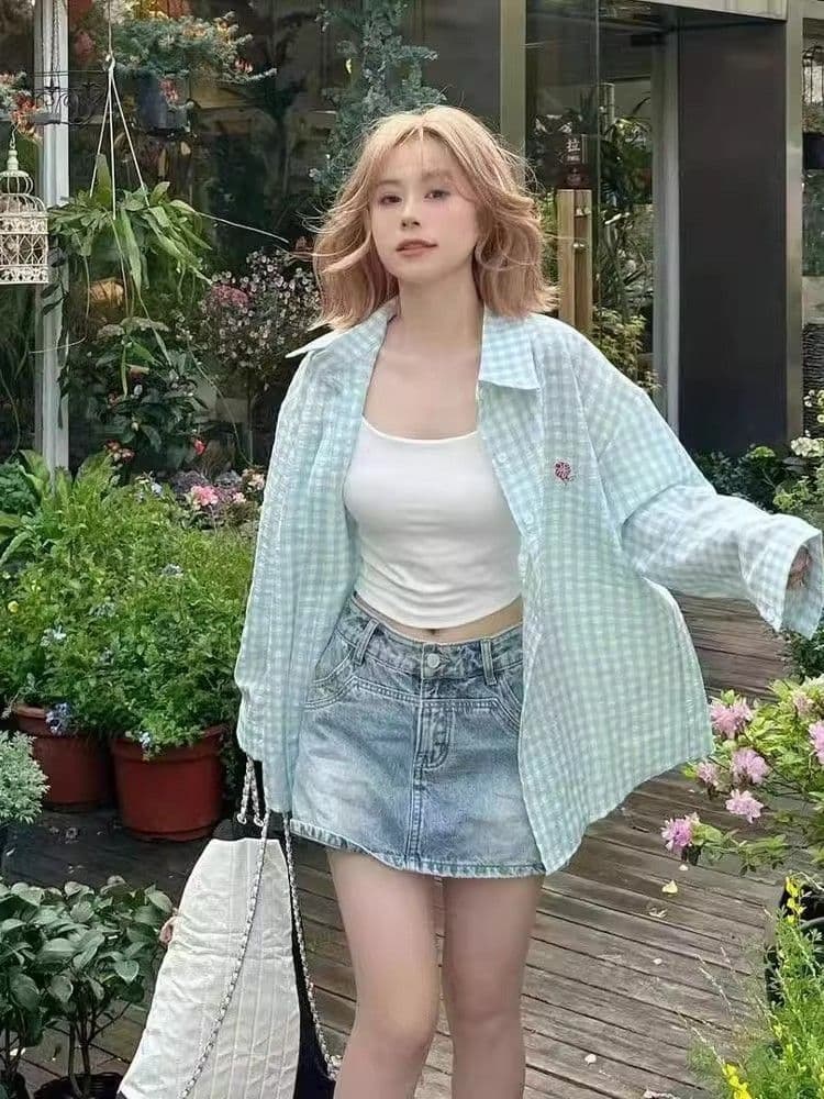 푸른 녹색 체크무늬 POLO 칼라 셔츠 여성 여름 도파민 얇은 스타일 루즈핏 자외선 차단 맨위