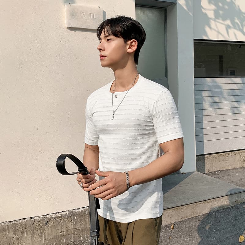 실사 2026 여름 새로운 다용도 맨위 남성 질감 스트라이프 루즈핏 라운드 넥 단추 디자인 반팔 티셔츠 이미지 4