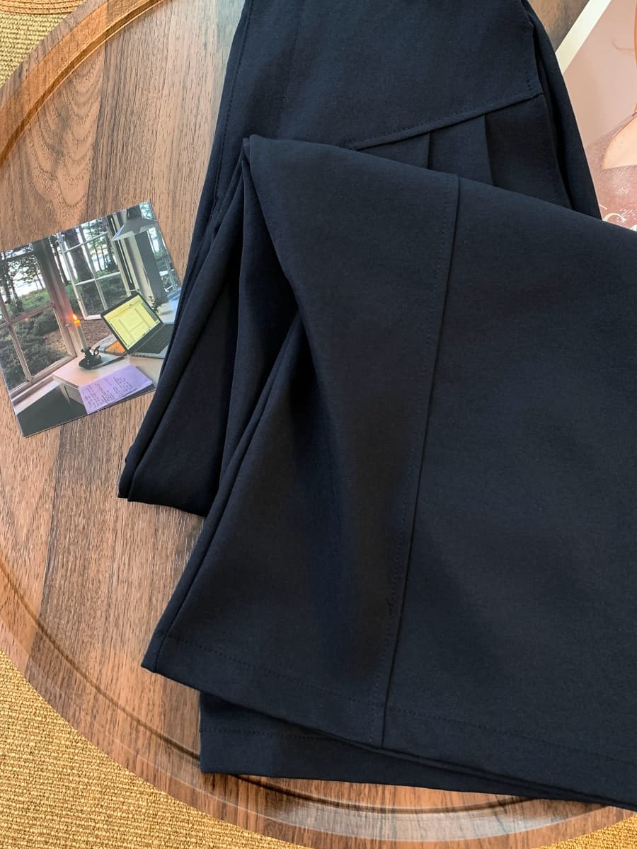 디자인 센스 이전 Pleat 정장 와이드 레그 팬츠 자기 벨트 측면 버클 벨트 하이웨이스트 슬림해 보이는 캐주얼 긴 바지 상세 이미지 3