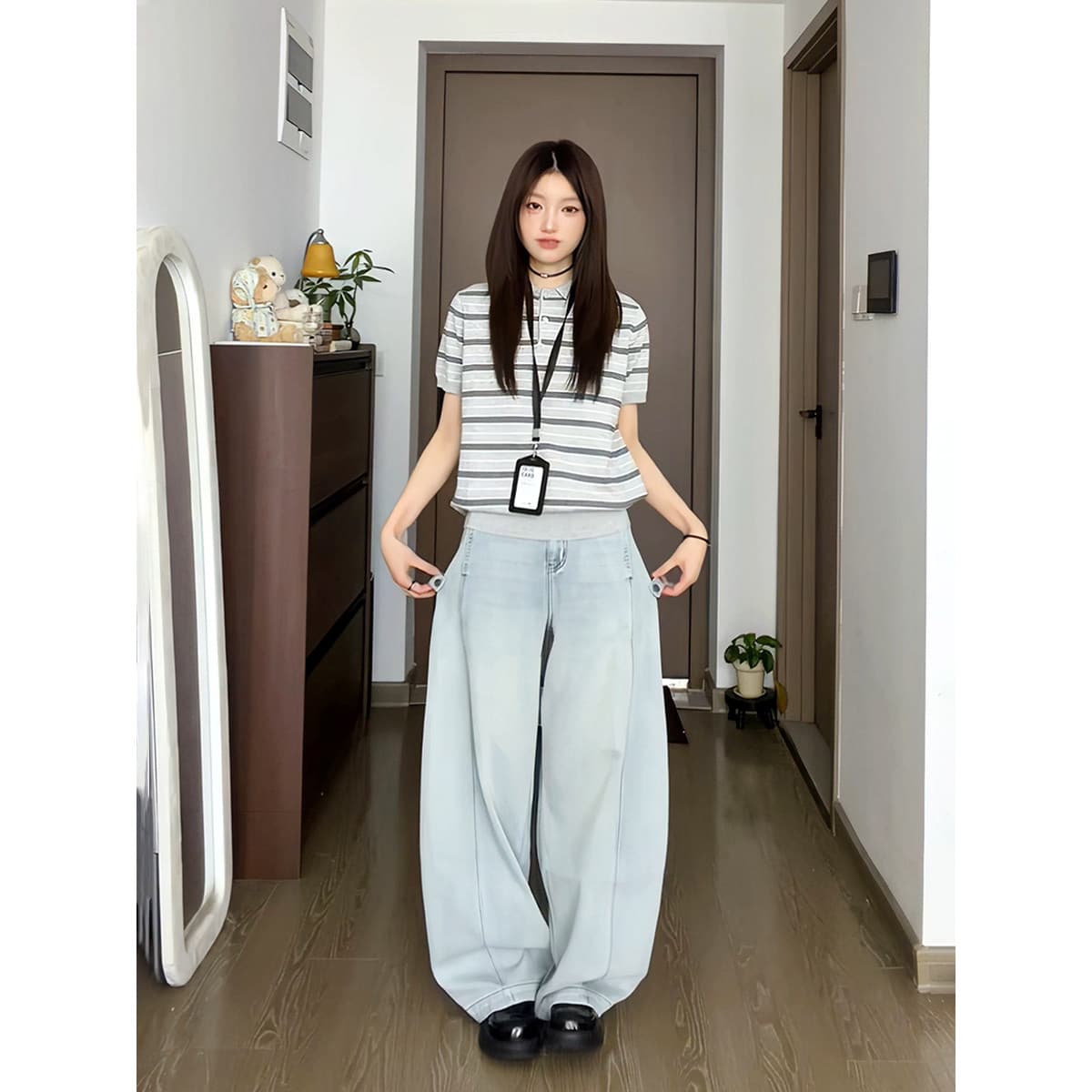 경관 그림 순면 반팔 티셔츠 니트 스웨터 여성 여름 새로운 스트라이프 자수 긍정적 인 어깨 배색 POLO 칼라 맨위 이미지 3