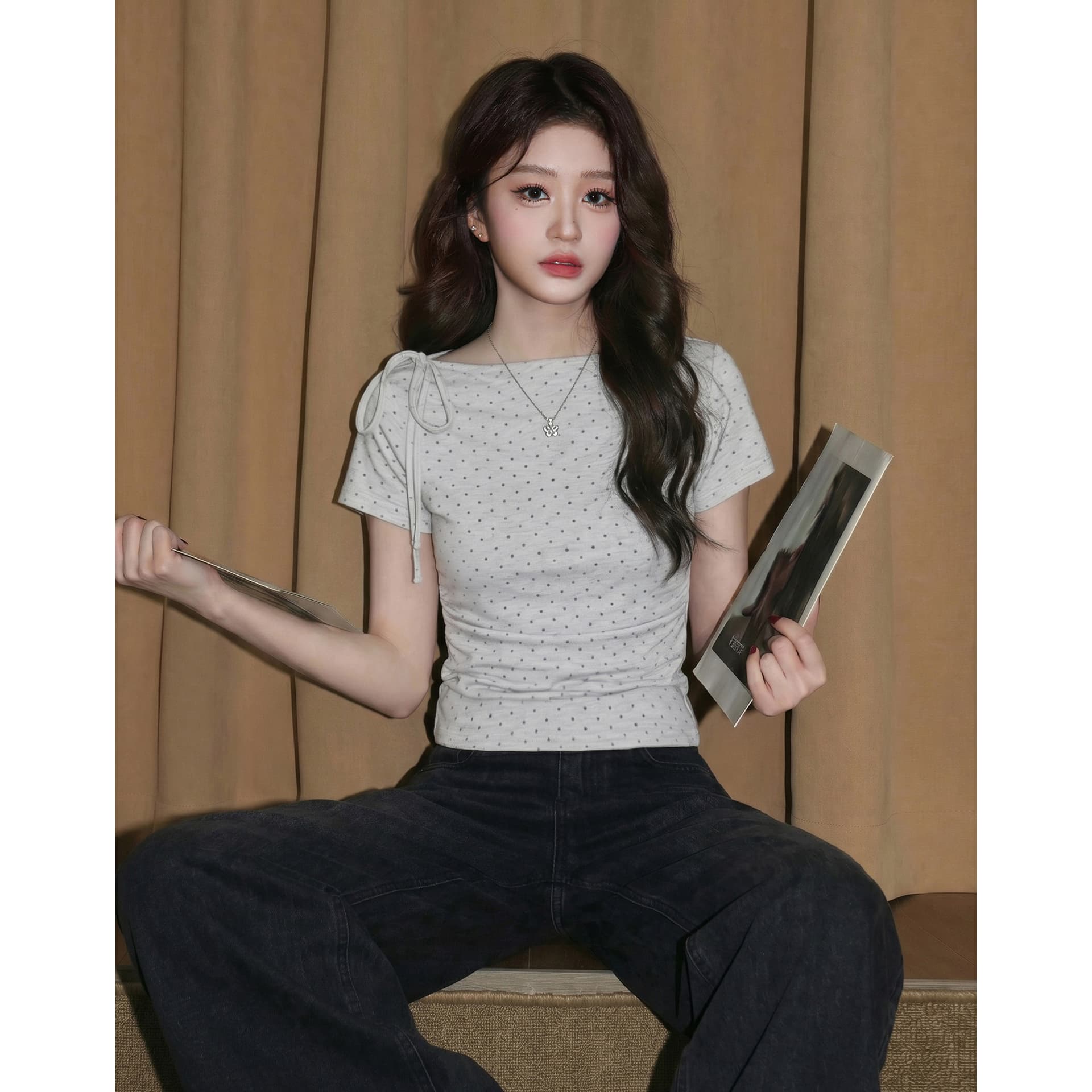 경관 그림 반팔 티셔츠 여성 의류 여름 새로운 트렌디 한 부서 디자인 센스 도트 무늬 몸매 가꾸기 슬림해 보이는 라운드 넥 맨위 이미지 4