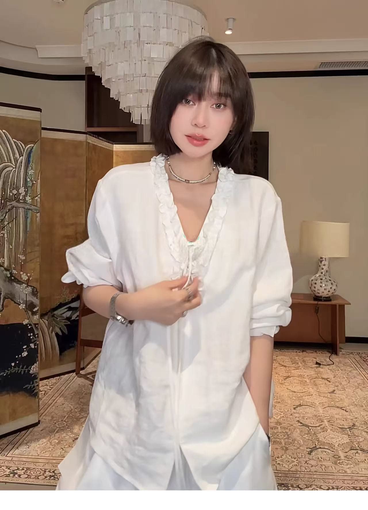 홋카이도 사랑 한 마 이른 봄 프랑스식 우아함 V넥 슬림해 보이는 레이스 셔츠 상세 이미지 4