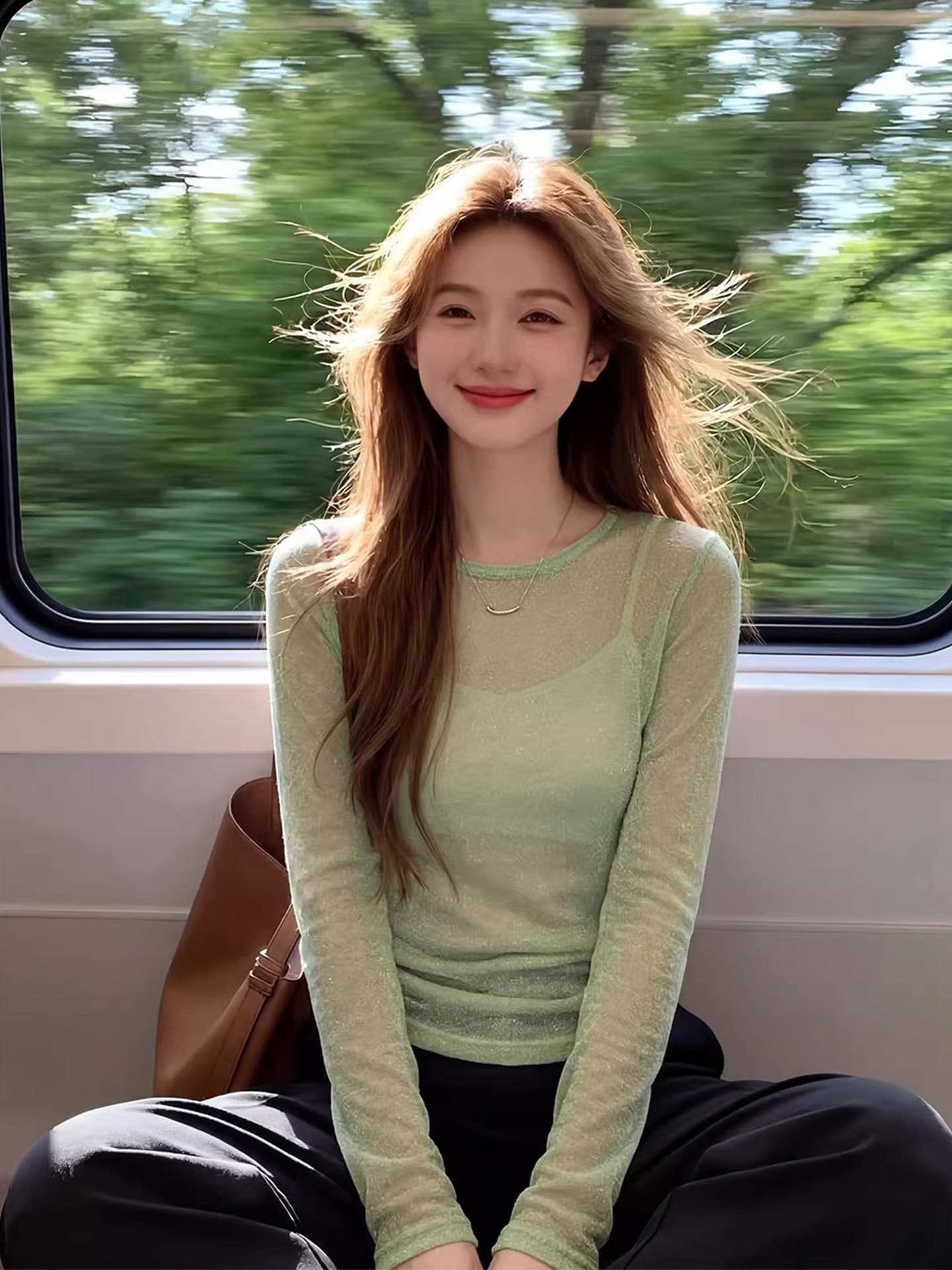 봄 여름 얇은 스타일 녹색 긴팔 티셔츠 자외선 차단 블라우스 여성 스택 착용 수 있습니다. 외출용 다용도 아름다운 맨위 자이언트 잘 생긴 상세 이미지 5