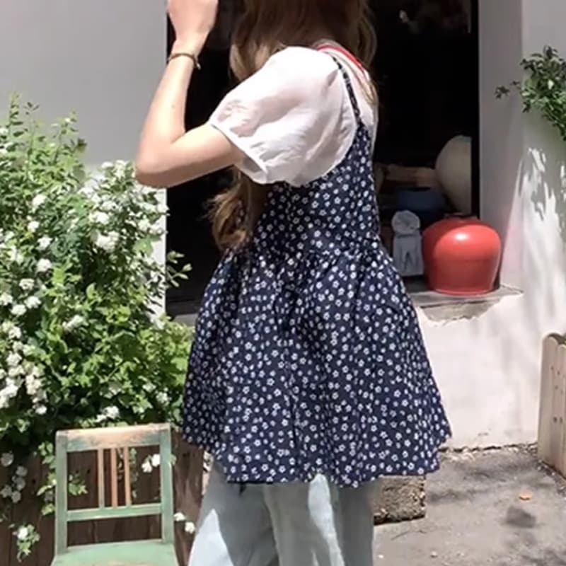 레트로 꽃무늬 슬립 스택 착용 반팔 셔츠 두 조각 여성 세트 여름 착용 가져 가라. 외국 가스 연령 감소 아름다운 세트 이미지 5
