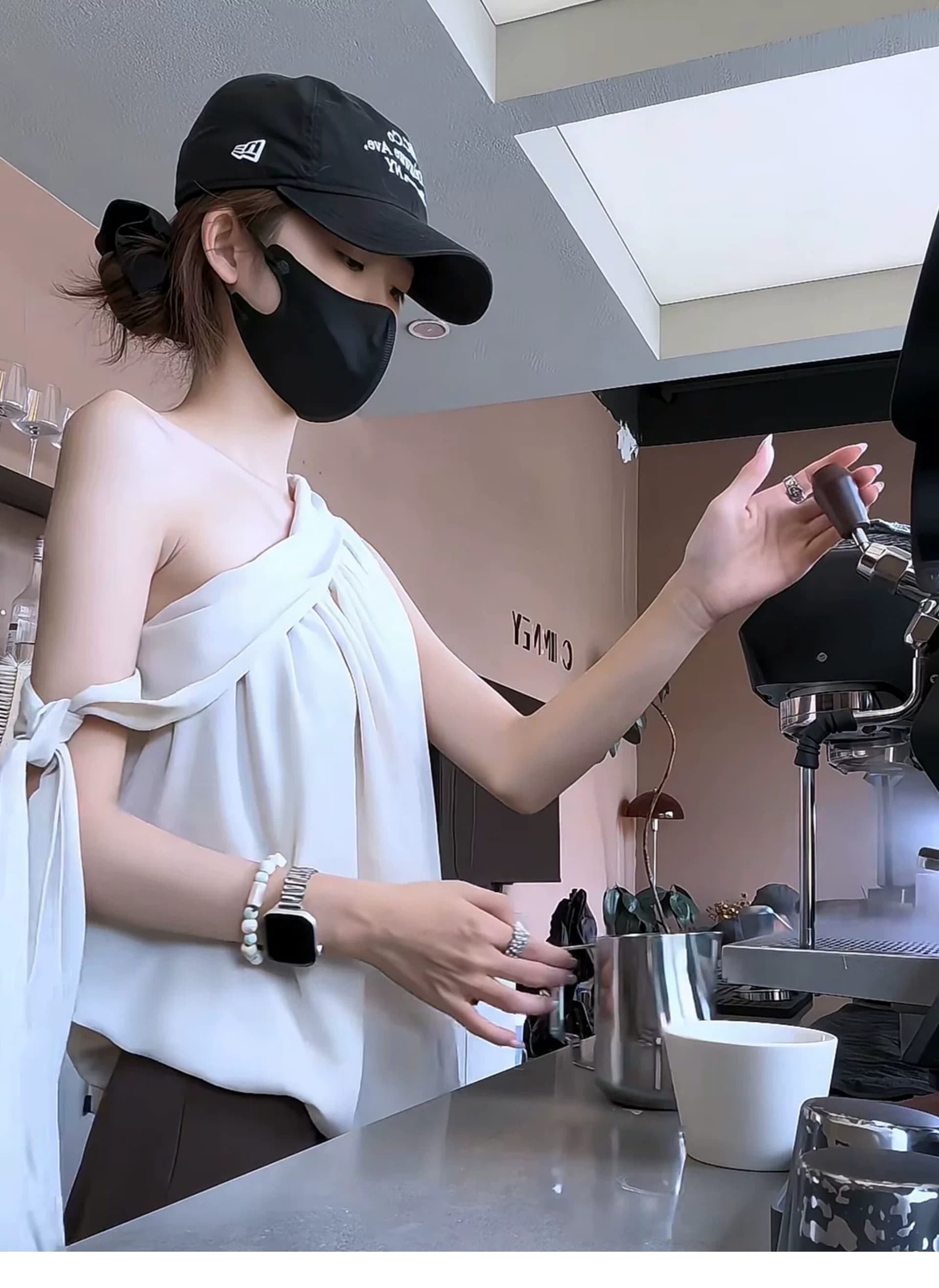 프랑스식 리본 비스듬한 어깨 민소매 여성 셔츠 여름 고급 센스 품격 루즈핏 슬림해 보이는 디자인 센스 작은 대중 쉬폰 톱 이미지 4