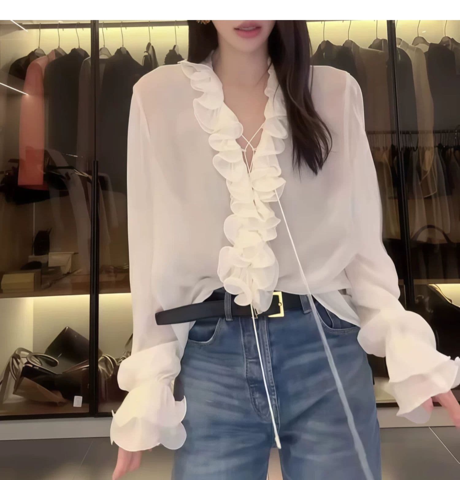 일상 출퇴근 긴팔 레이스 조각 쉬폰 블라우스 2026 여름 새로운 패션 디자인 센스 레이스업 V넥 맨위 상세 이미지 3