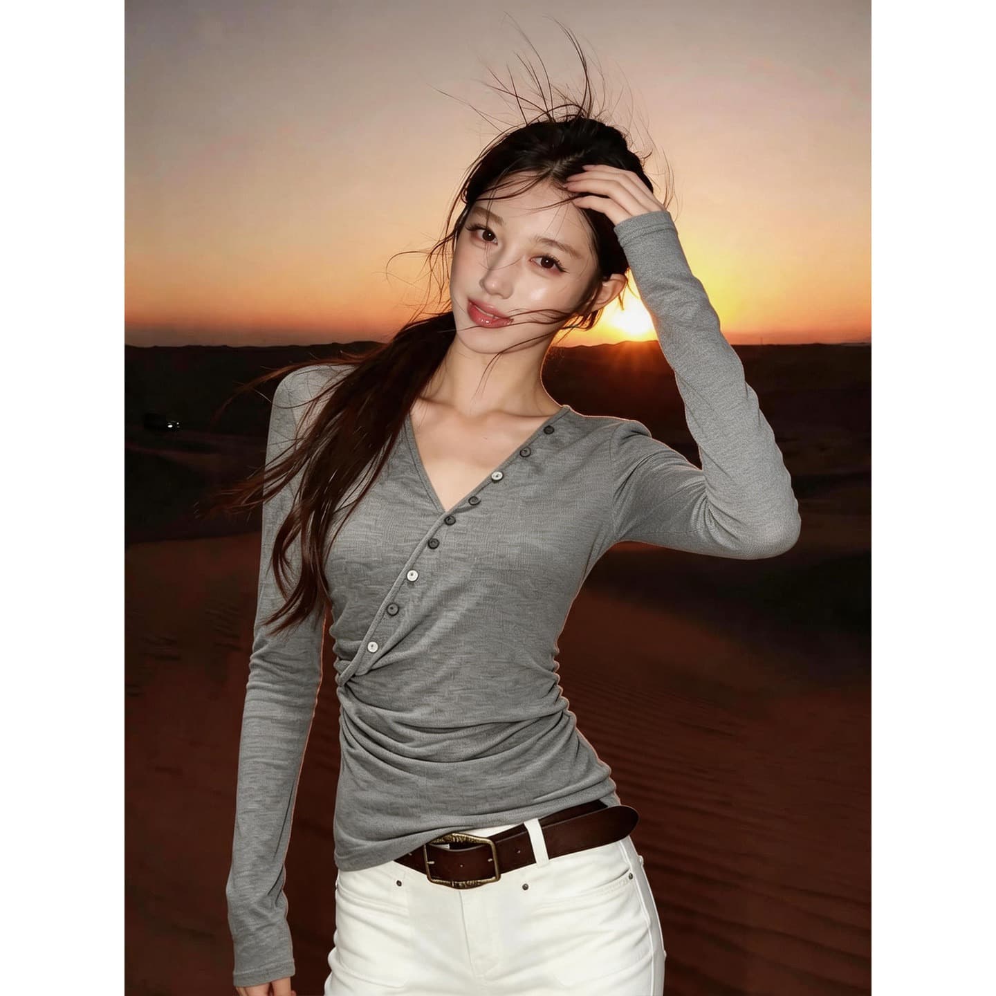 기초 섹션 다용도 V넥 긴팔 티셔츠 여성 2026 새로운 이른 가을 몸매 가꾸기 슬림해 보이는 품격 기본 셔츠 회색 맨위 이미지 5