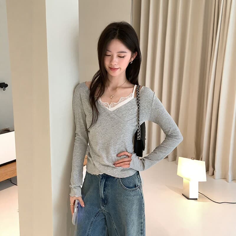 회색 품격 로얄 자매 V넥 레이스 긴팔 티셔츠 2026 가을 새로운 페이크 레이어드 미니멀리즘 다용도 맨위 여성 의류 이미지 2