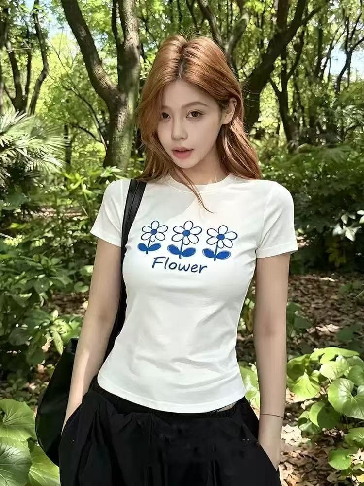 화이트 프린트 긍정적 인 어깨 반팔 티셔츠 여성 여름 새로운 고유 한 아름다운 자이언트 잘 생긴 몸매 가꾸기 디자인 센스 맨위 트렌디 이미지 2