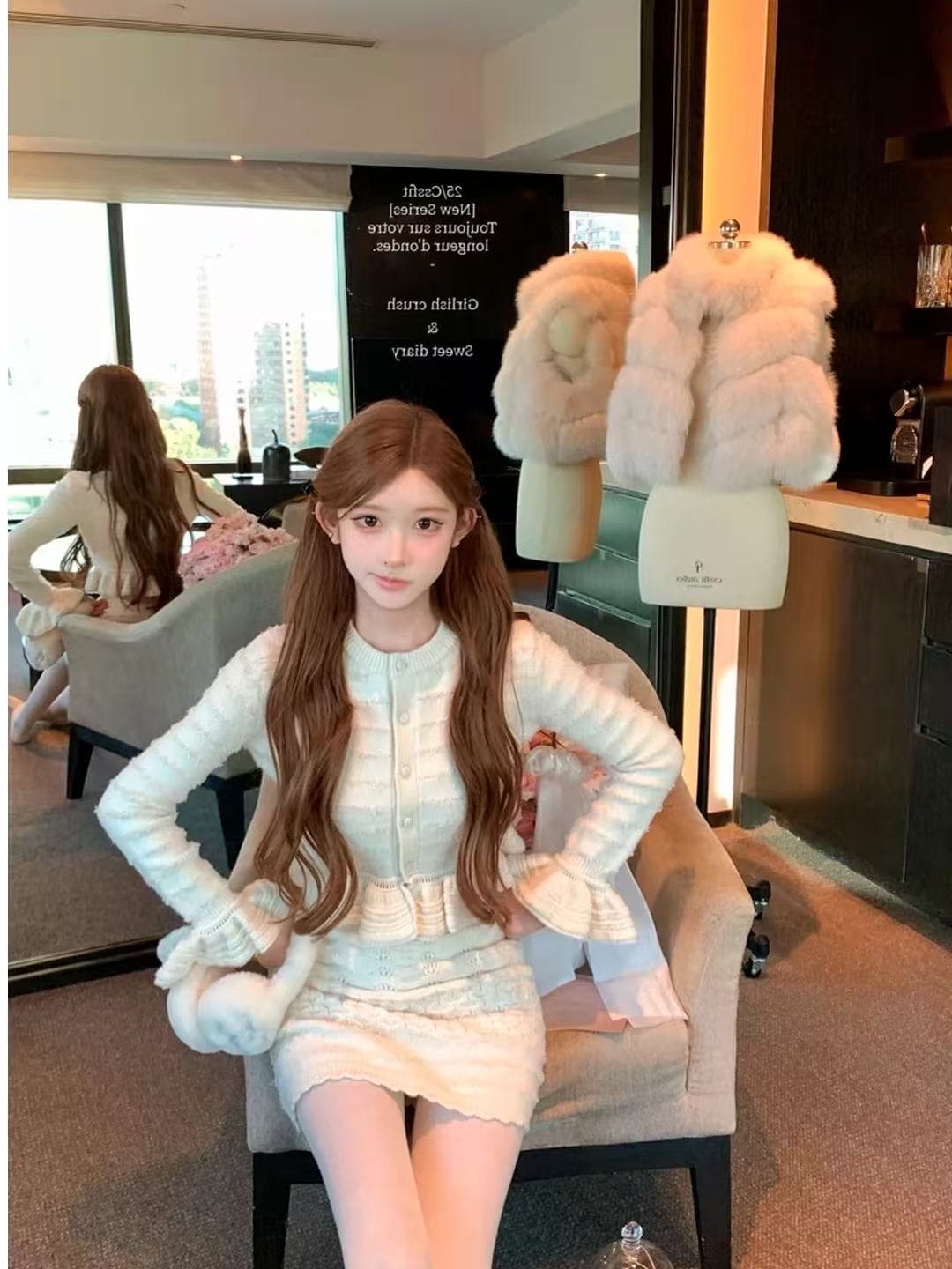 우유 인형극 고양이 프랑스식 무거운 작업 꽃 홀로우 아웃 프릴 니트 맨위 순수한 욕망 섹시함 타이트 스커트 미니 스커트 세트 상세 이미지 4
