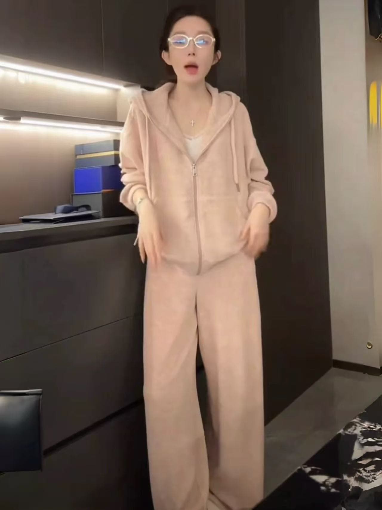 한 부서 캐주얼 느긋한 느슨함 센스 착용 가져 가라. 세트 여성 가을 겨울 운동 후드 지퍼 후드티 와이드 레그 팬츠 투피스 세트 상세 이미지 4