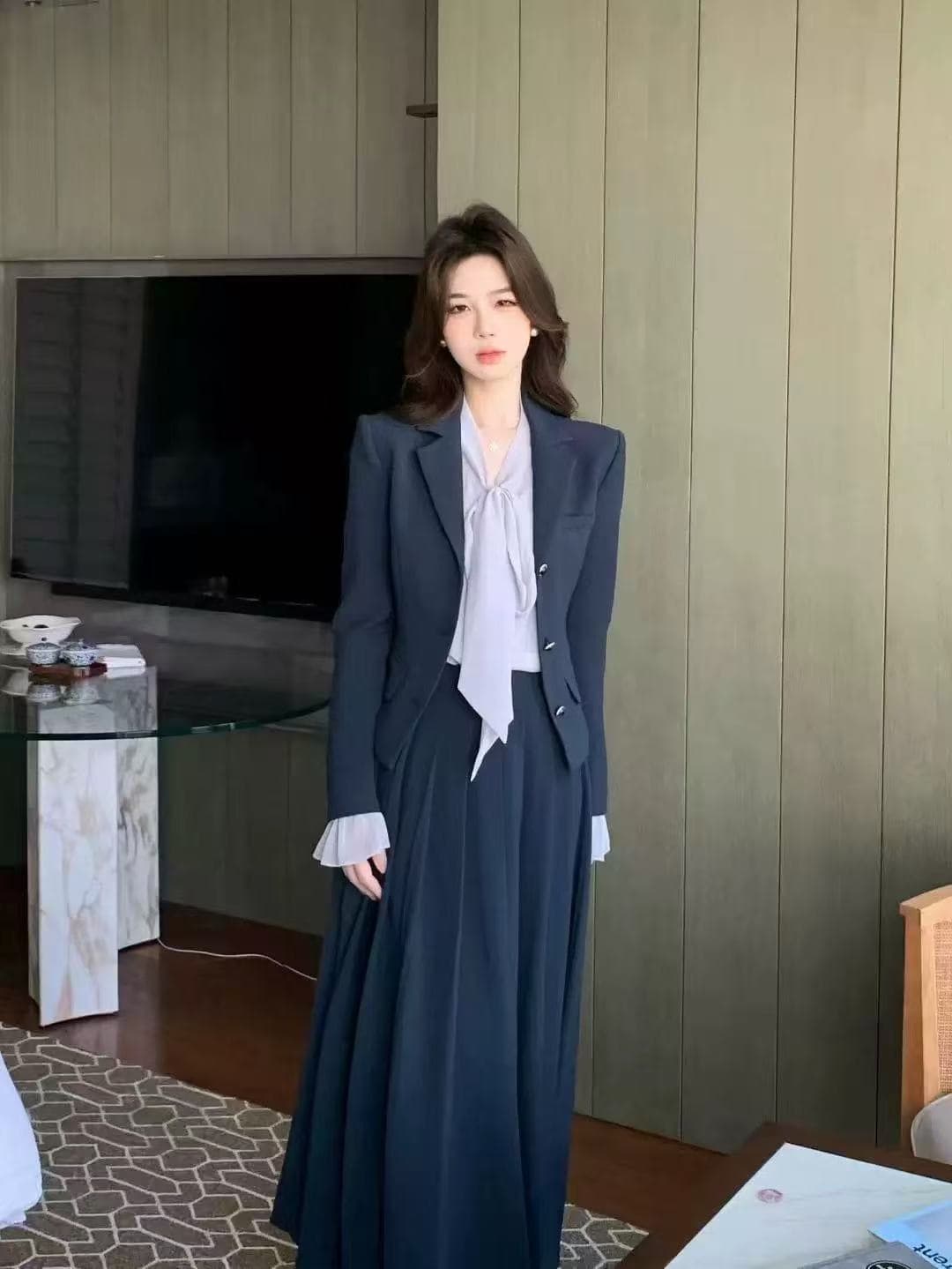 빛 요리 한 우아함 품격 리본 셔츠 블레이저 플리츠 스커트 여성 의류 2026 가을 겨울 새로운 천 골드 센스 세트 이미지 3