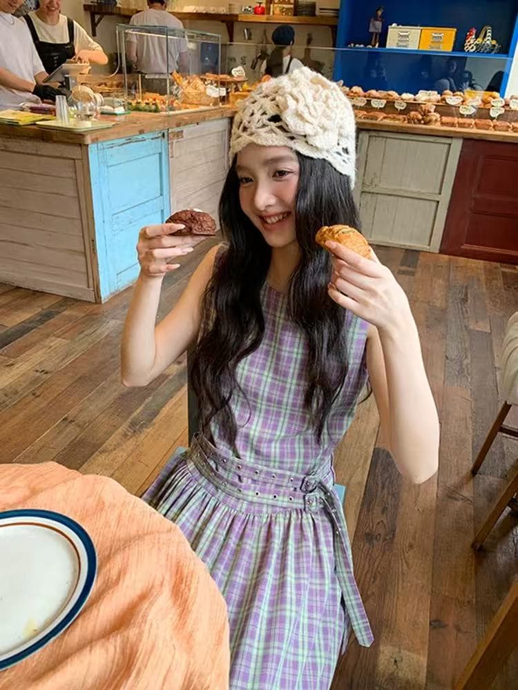프랑스식 문예 체크무늬 민소매 레트로 드레스 조끼 여름 체크무늬 허리 수축 슬림해 보이는 연령 감소 품격 롱 스커트 여성 이미지 4