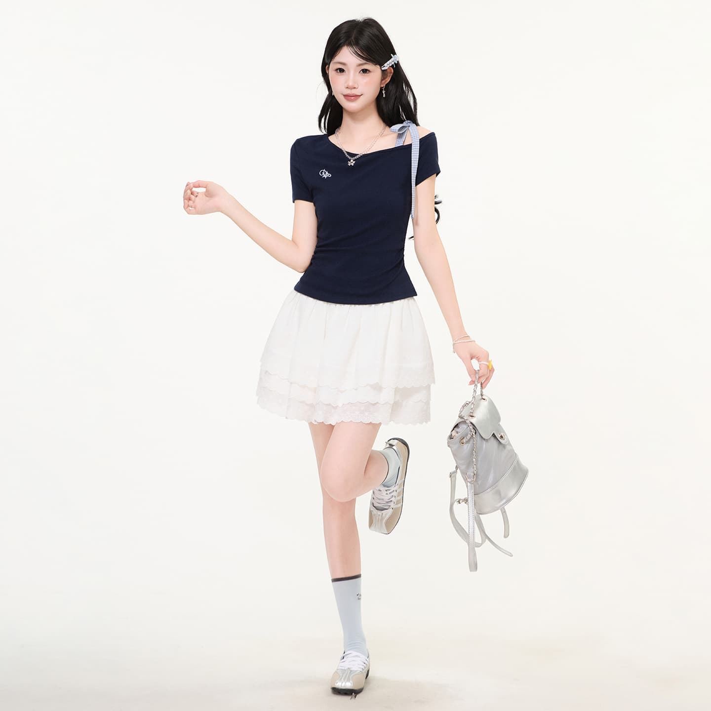 실사 정가 핫걸 비스듬한 어깨 오프숄더 자수 화이트 반팔 티셔츠 여성 여름 주름 몸매 가꾸기 섹시함 작은 맨위 상세 이미지 3