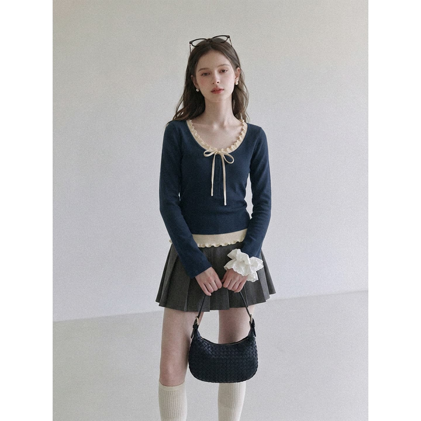 실사 정가 한 부서 페이크 레이어드 프릴 긴팔 티셔츠 여성 가을 라운드 넥 몸매 가꾸기 슬림해 보이는 맨위 기본 셔츠 이미지 4