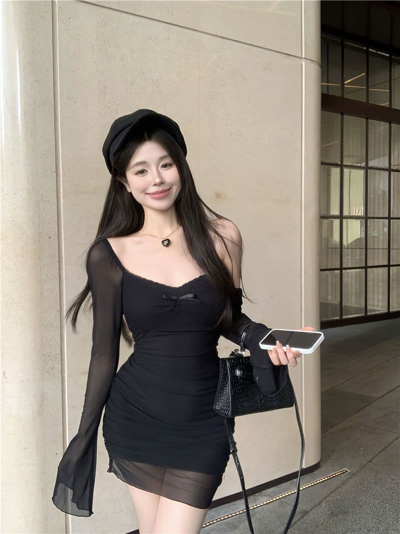 순수한 욕망 핫걸 섹시함 마이크로 ~을 통해 망사 나팔 긴팔 여성 드레스 가을 나비 매듭 주름 허리 수축 타이트 스커트 이미지 4