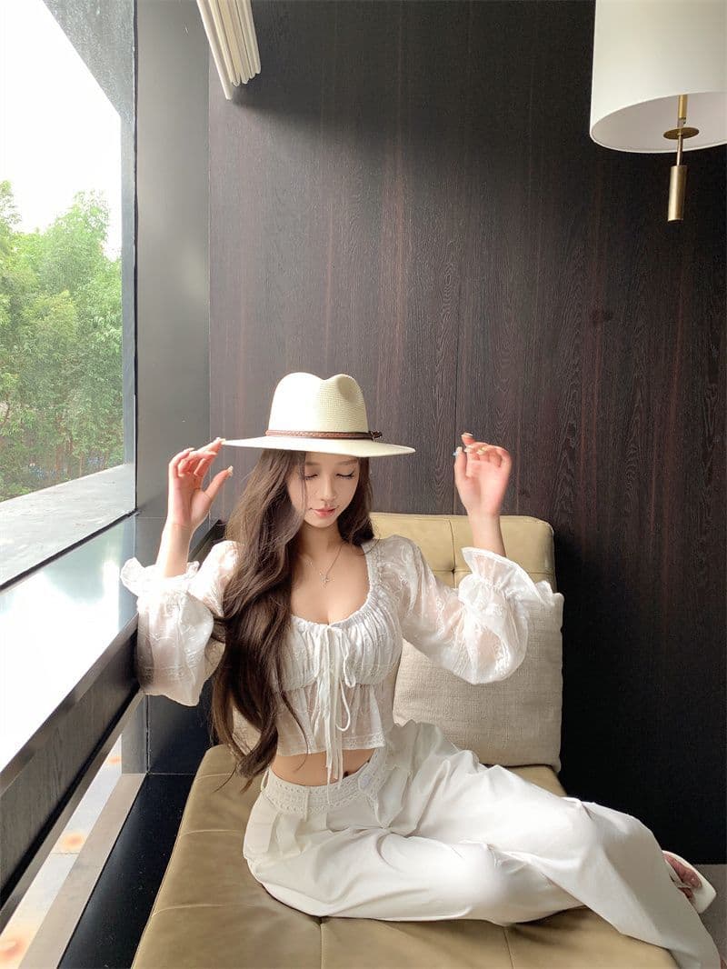 순수한 욕망 V넥 레이스 스트랩 자외선 차단 긴팔 여성 셔츠 여름 프랑스식 허리 수축 슬림해 보이는 벌룬 소매 쇼트 스타일 맨위