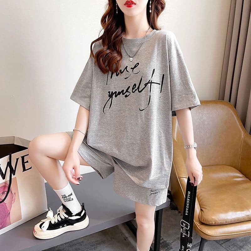 패션 미니멀리즘 한국 스타일 인터넷 유명인 튀김 거리 폭발 여름 새로운 용과 색상 반팔 반바지 운동 캐주얼 세트 상세 이미지 2