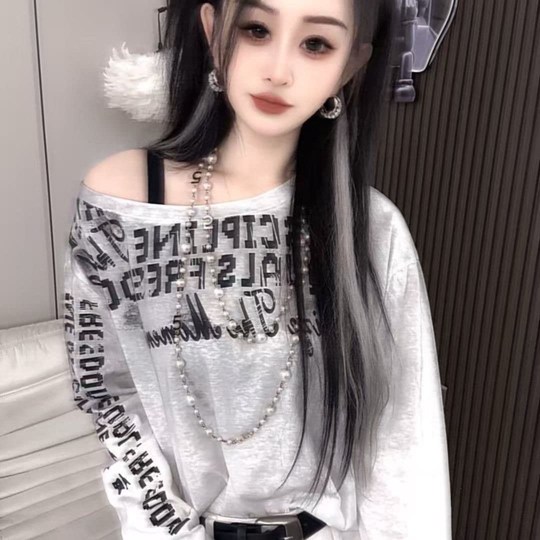 눈꽃 면 비스듬한 칼라 오프숄더 여름 얇은 스타일 루즈핏 알파벳 프린트 긴팔 티셔츠 아메리칸 레트로 블라우스 맨위 이미지 2