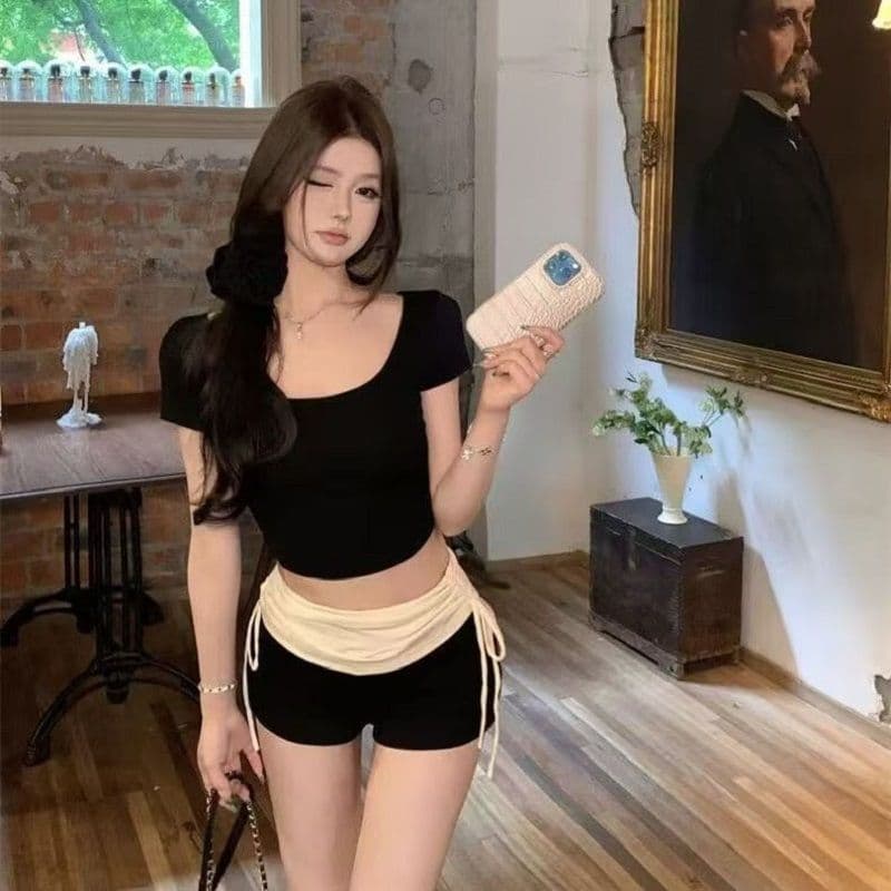 순수한 욕망 핫걸 세트 여성 짧은 대 u 칼라 티셔츠 여름 하이웨이스트 타이트 반바지 뜨거운 바지 캐주얼 두 조각 여성 세트 상세 이미지 1