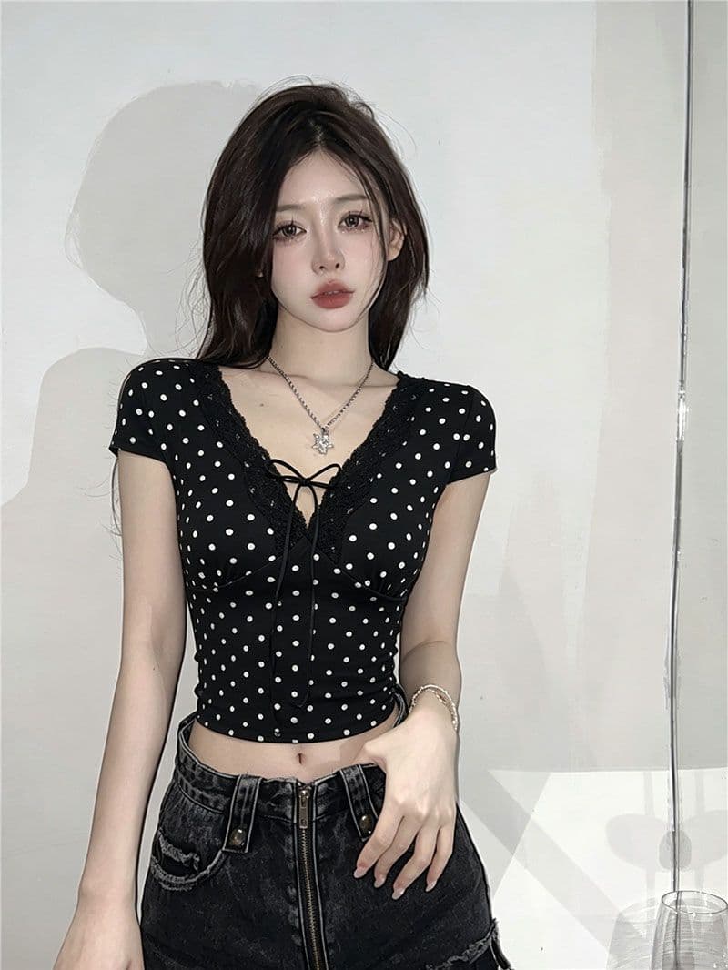 핫걸 도트 무늬 반팔 티셔츠 여름 슬림해 보이는 디자인 센스 기본 셔츠 긍정적 인 어깨 한 부서 레이스 작은 맨위 상세 이미지 9