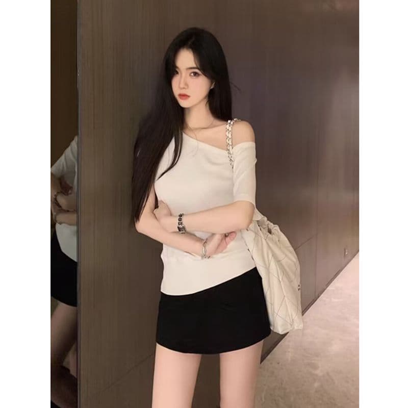 모방 면 1x1+ 사선 무늬 당겨 프레임 스포츠 슈트 여성 여름 한국 스타일 루즈핏 오프숄더 반팔 미니 스커트 캐주얼 투피스 세트 상세 이미지 3