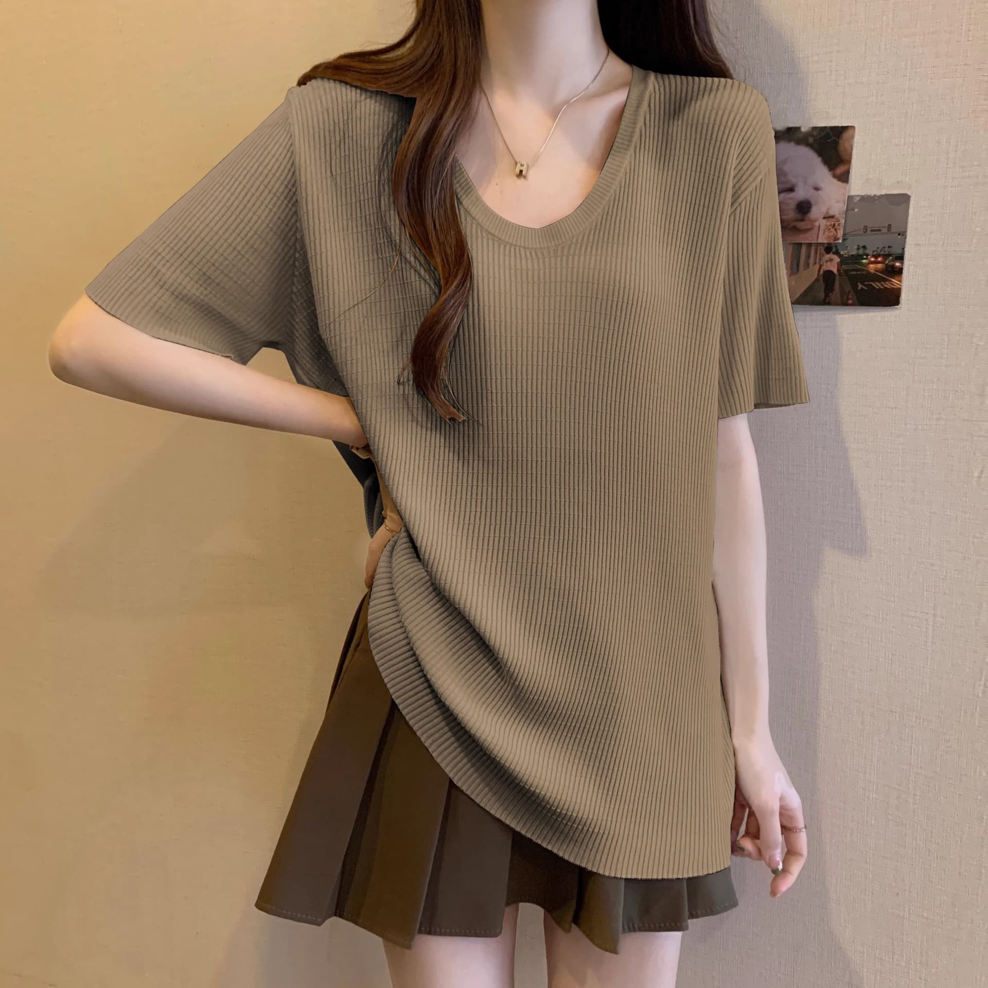 마이크로 지방 착용 가져 가라. 긍정적 인 어깨 슬림해 보이는 맨위 여성 여름 빅 사이즈 표지 배 u 칼라 중간 길이 얼음 실크 반팔 상세 이미지 3