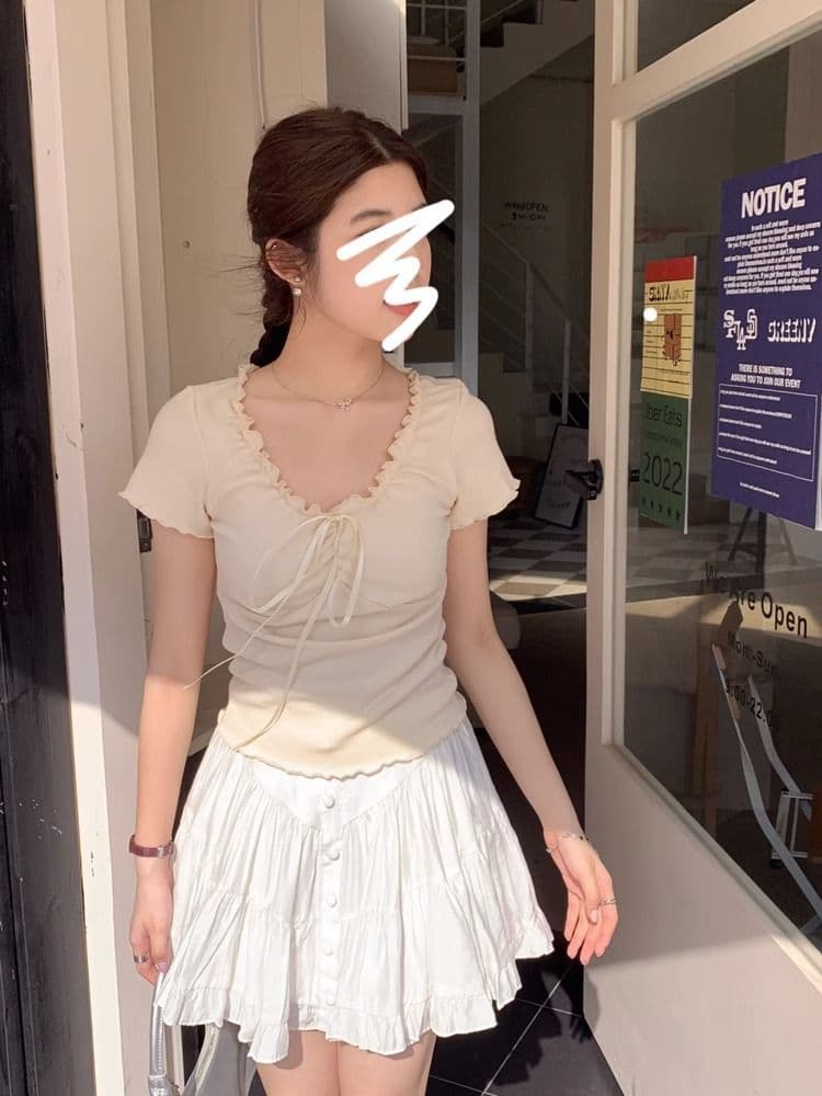 경관 그림 정가 디자인 센스 프릴 레이스업 반팔 티셔츠 여성 여름 순수한 욕망 바람 몸매 가꾸기 슬림해 보이는 쇼트 스타일 맨위 상세 이미지 4